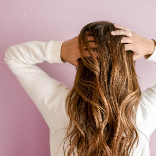 Los 10 Principales Beneficios del CBD para el Cabello