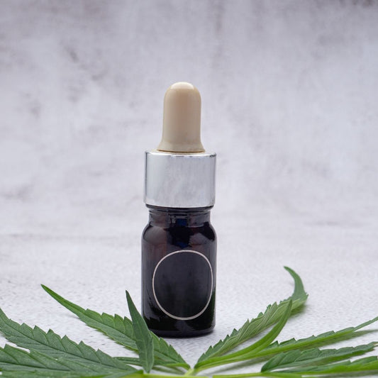 CBD vs. CBN: Diferencias, Beneficios y Cuál Elegir ?