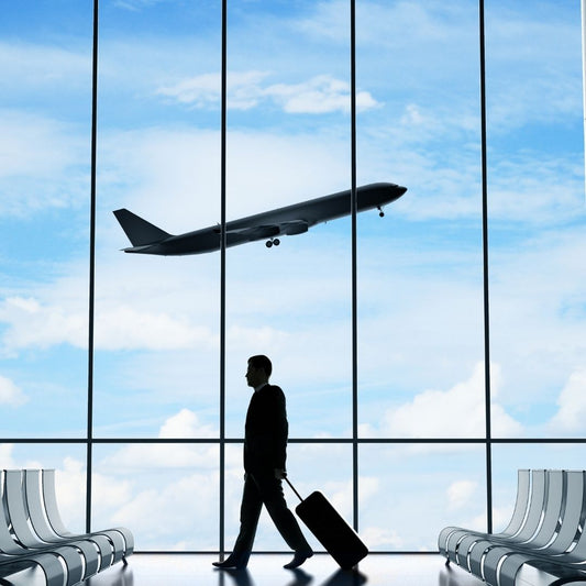 Viajar en Avión con CBD: Lo que Necesitas Saber Antes de Empacar
